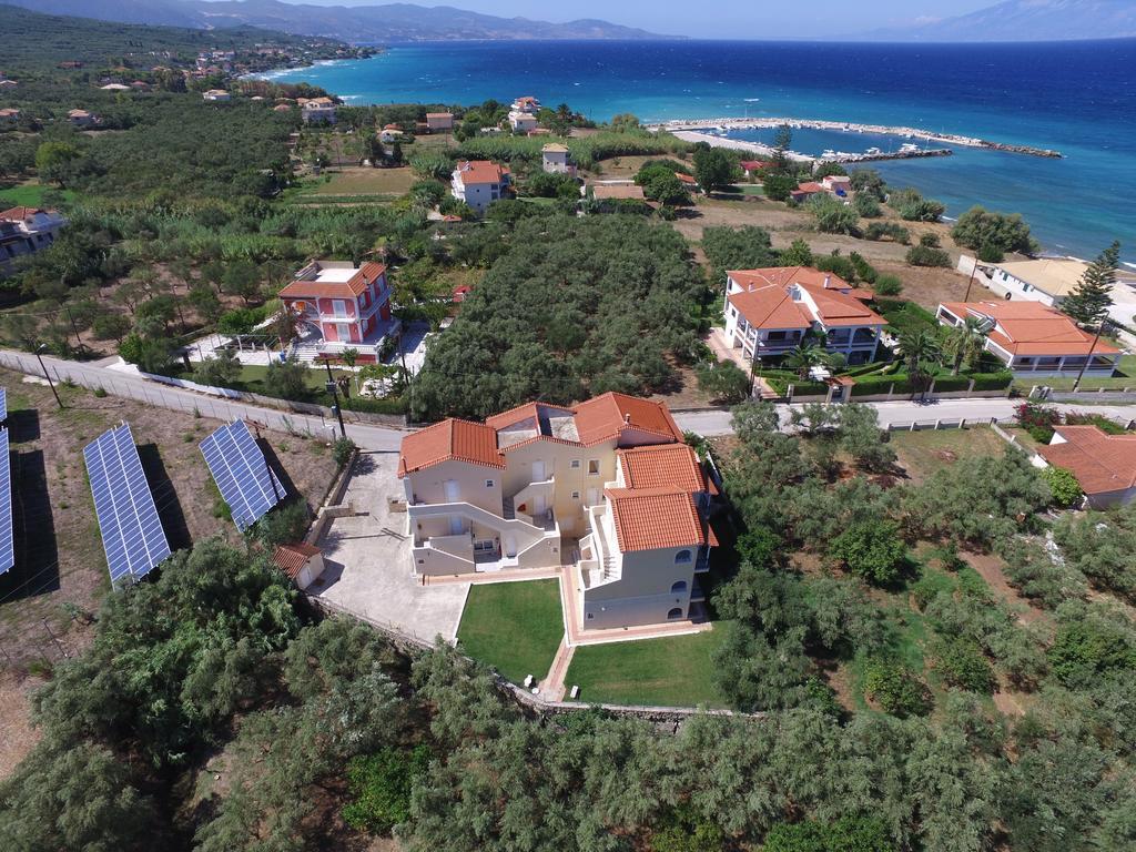 Galatea Apartment Kypseli Bagian luar foto